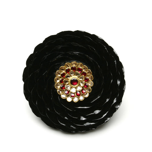 Black Pendant / Brooch