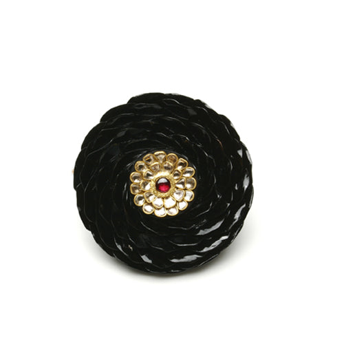 Black Pendant / Brooch