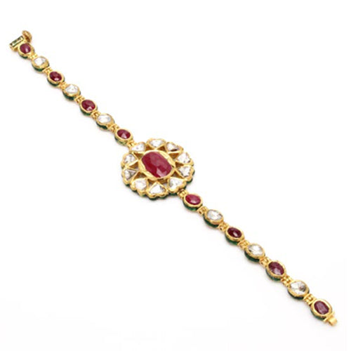 22k Gold bracelet with uncut diamonds and rubies